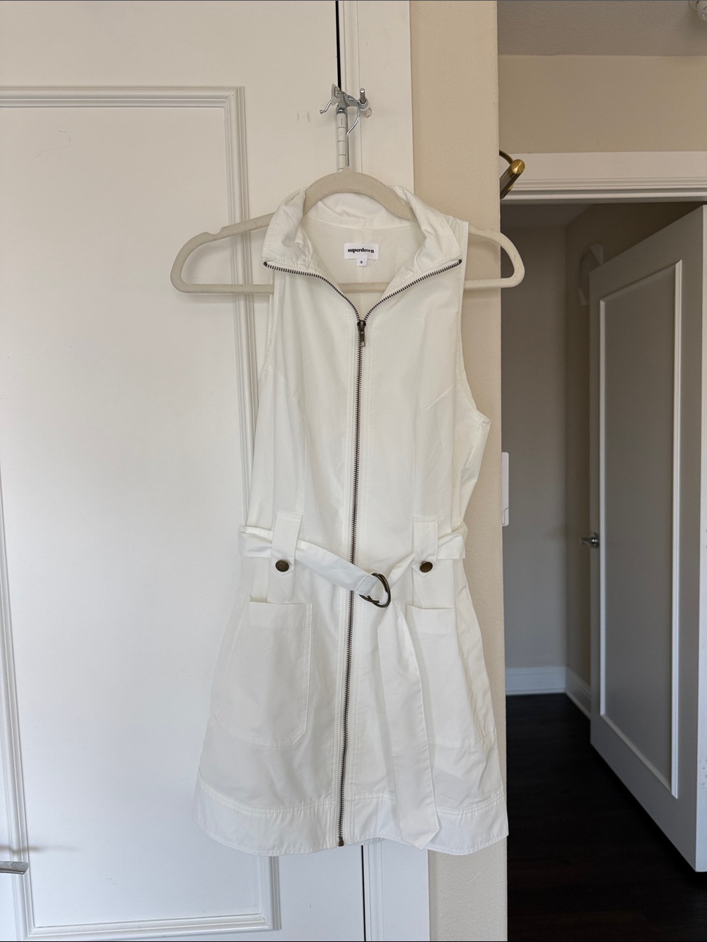 superdown White Sleeveless Zip-Front Belted Mini Dress